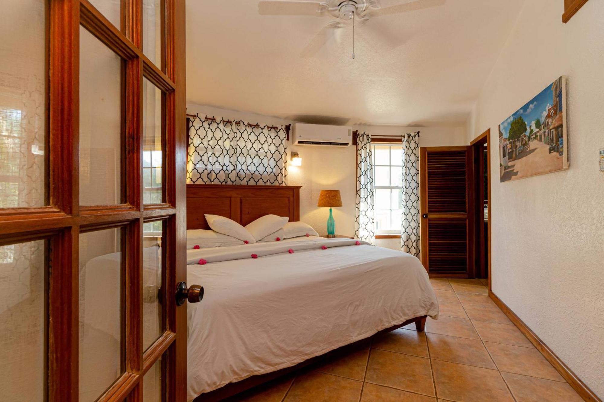 סן פדרו White Sands Cove מראה חיצוני תמונה