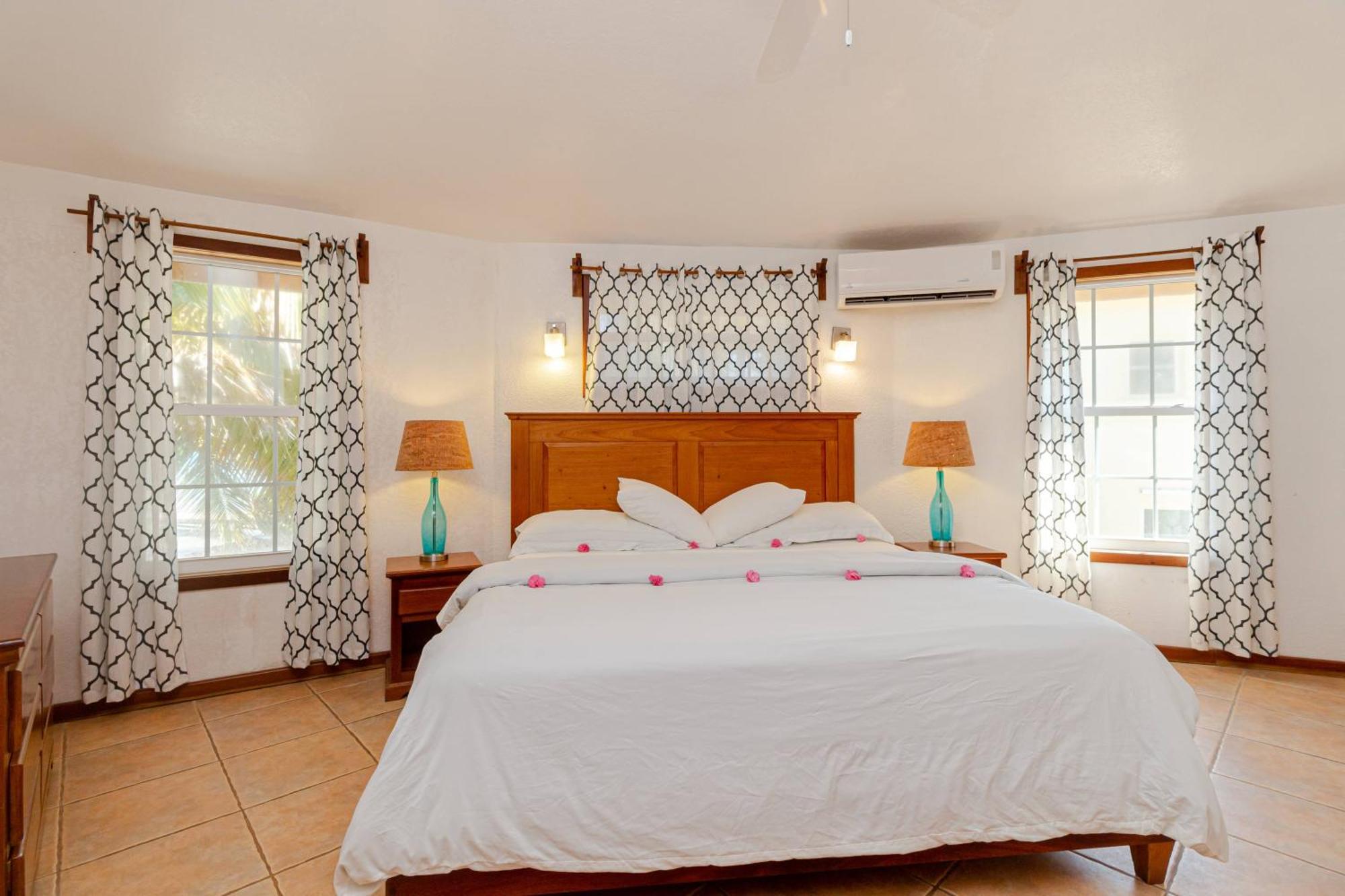 סן פדרו White Sands Cove מראה חיצוני תמונה